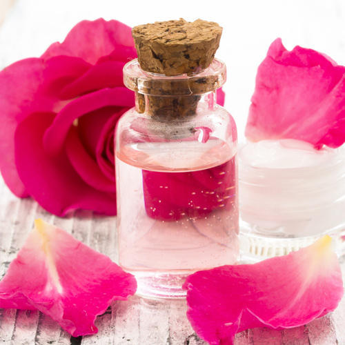 The Uses & Benefits of Rosewater